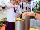กิจกรรมหล่อเทียน เนื่องในวันอาสาฬหบูชาและวันเข้าพรรษา ประจำป ... Image 264